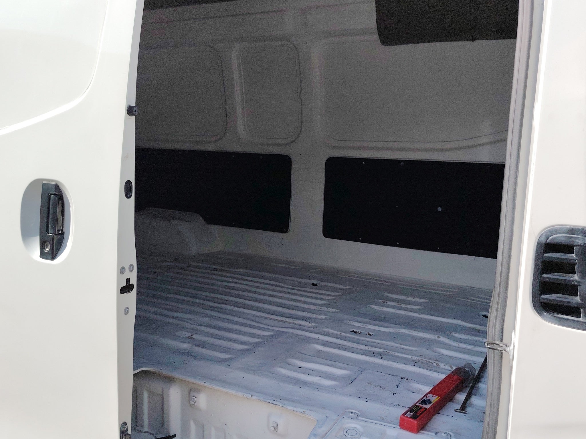 2021 Nissan Urvan 2.5 Panel Ventanas Amplia Paquete Seguridad Mt