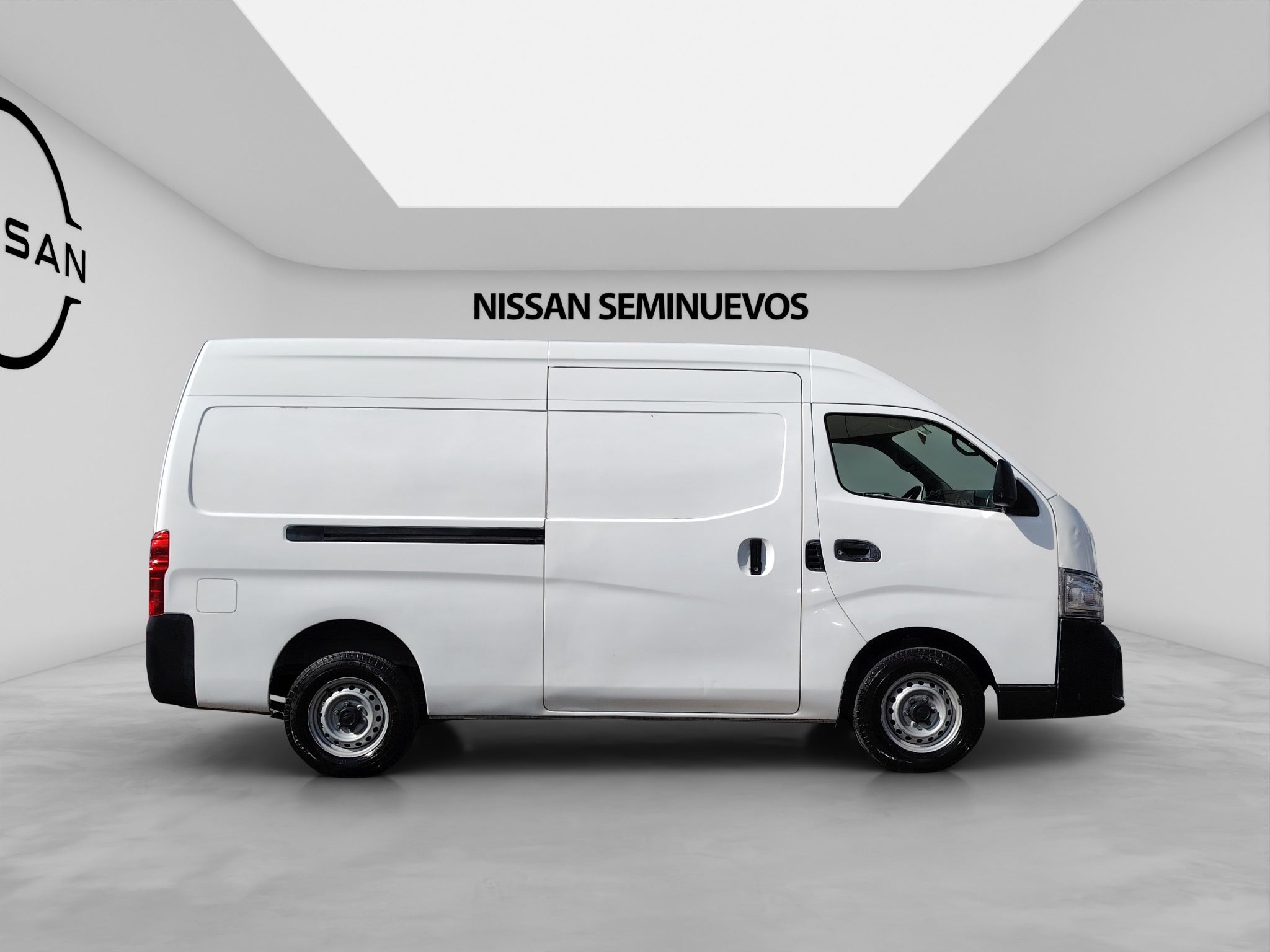 2021 Nissan Urvan 2.5 Panel Ventanas Amplia Paquete Seguridad Mt