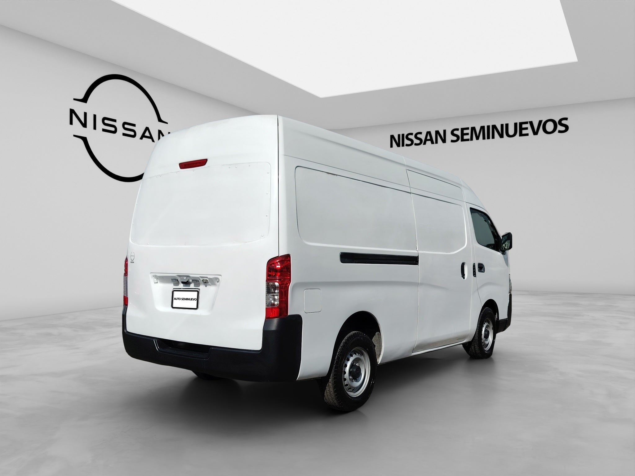 2021 Nissan Urvan 2.5 Panel Ventanas Amplia Paquete Seguridad Mt