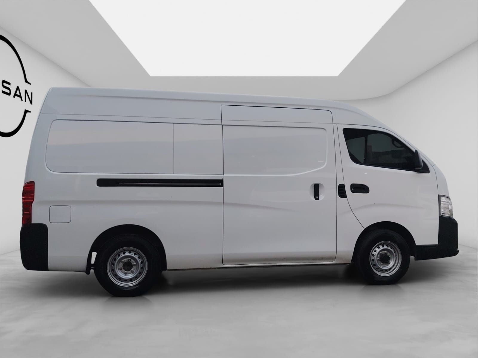 2023 Nissan Urvan 2.5 Panel Amplia AA Mt