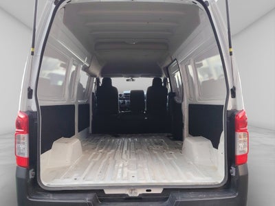 2024 Nissan Urvan 2.5 Panel Amplia AA Mt