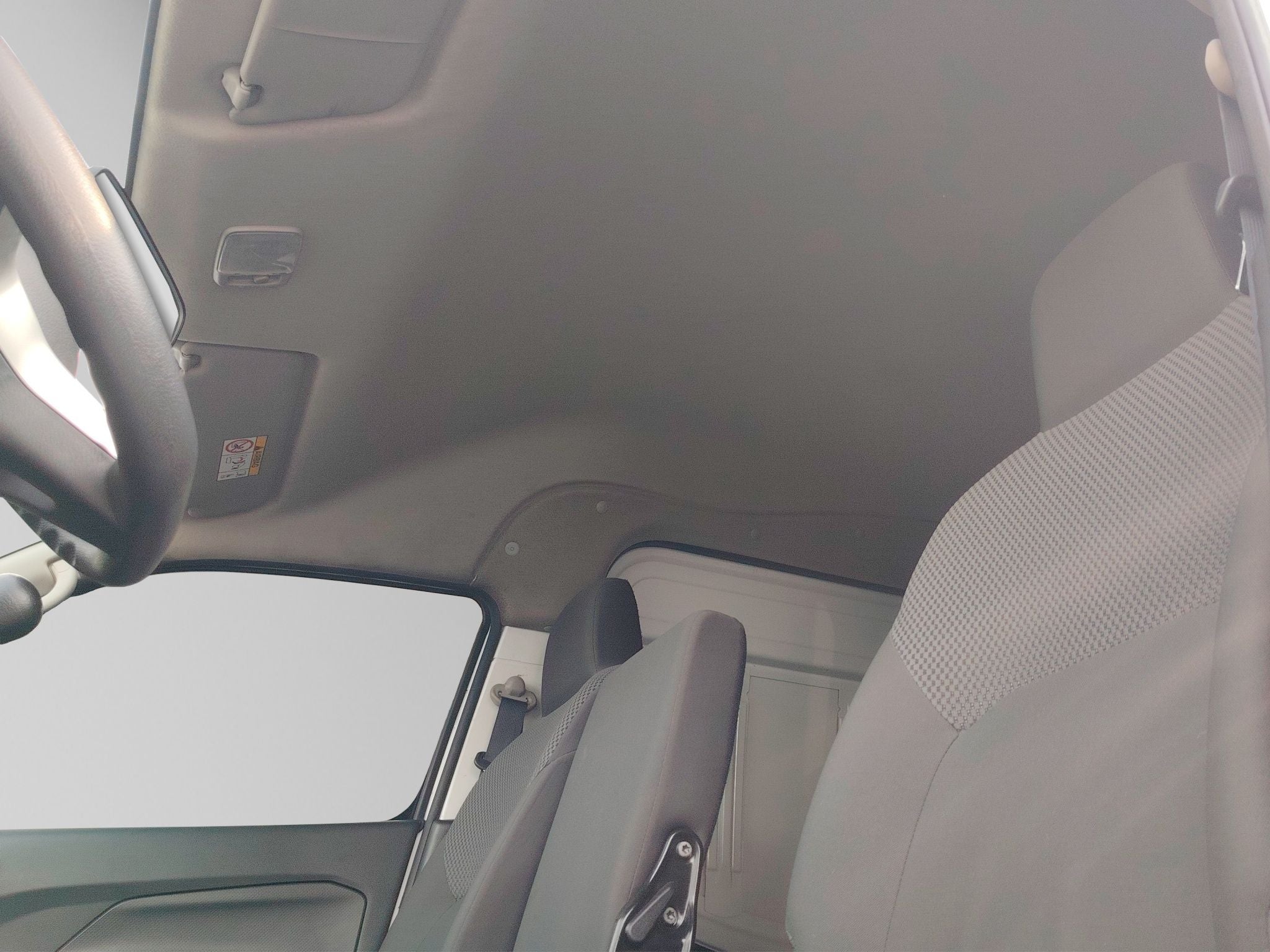 2024 Nissan Urvan 2.5 Panel Amplia AA Mt