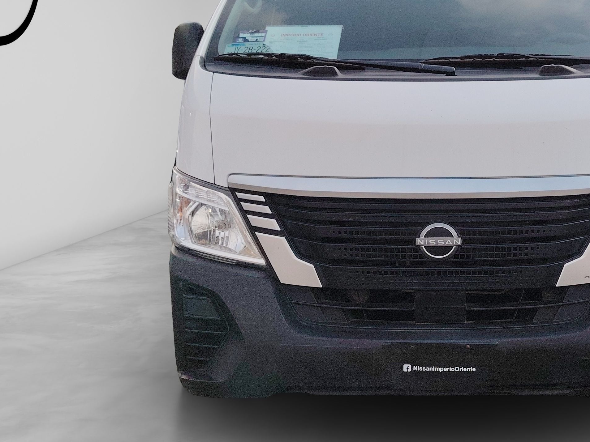 2024 Nissan Urvan 2.5 Panel Amplia AA Mt