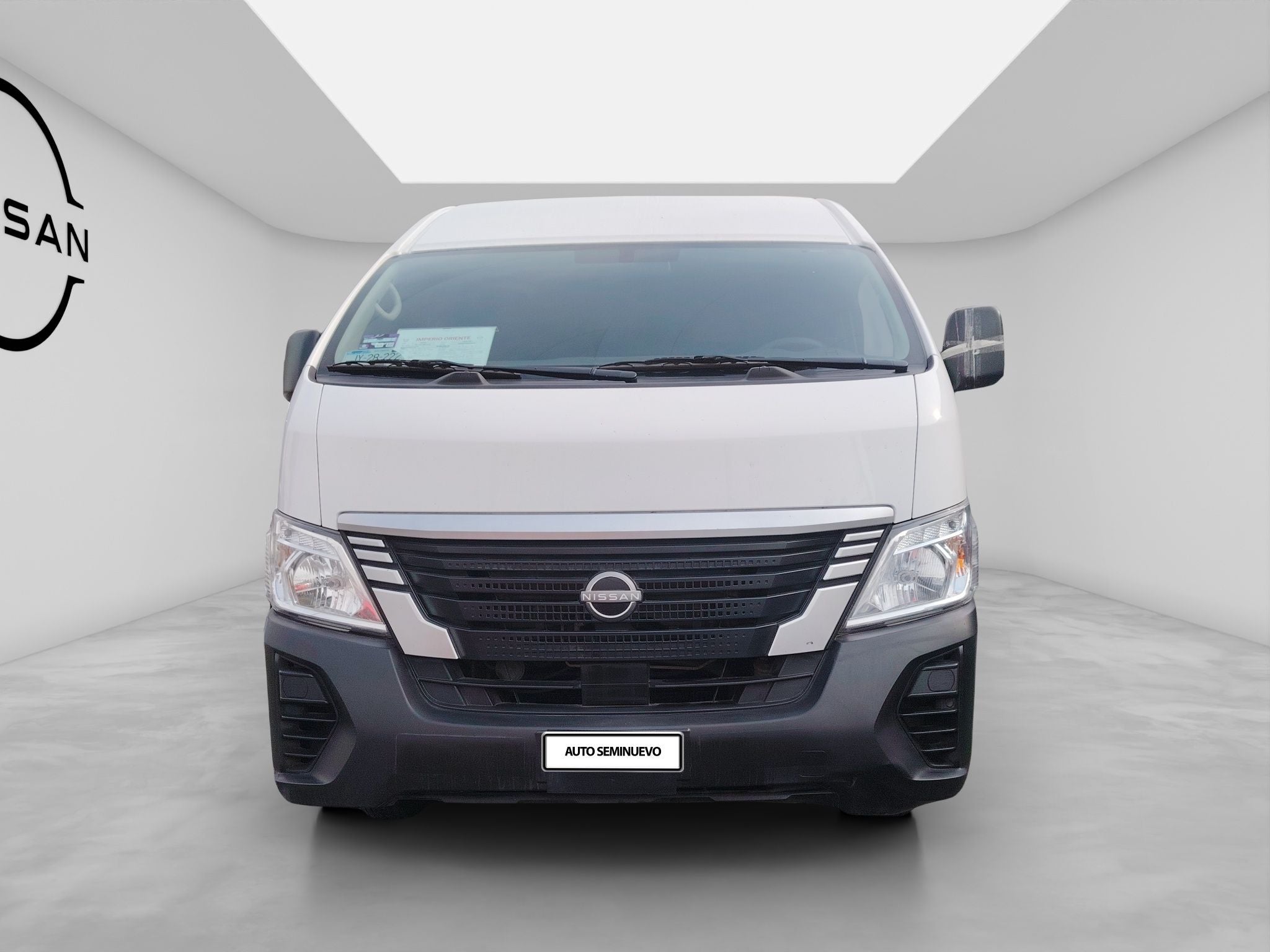 2024 Nissan Urvan 2.5 Panel Amplia AA Mt