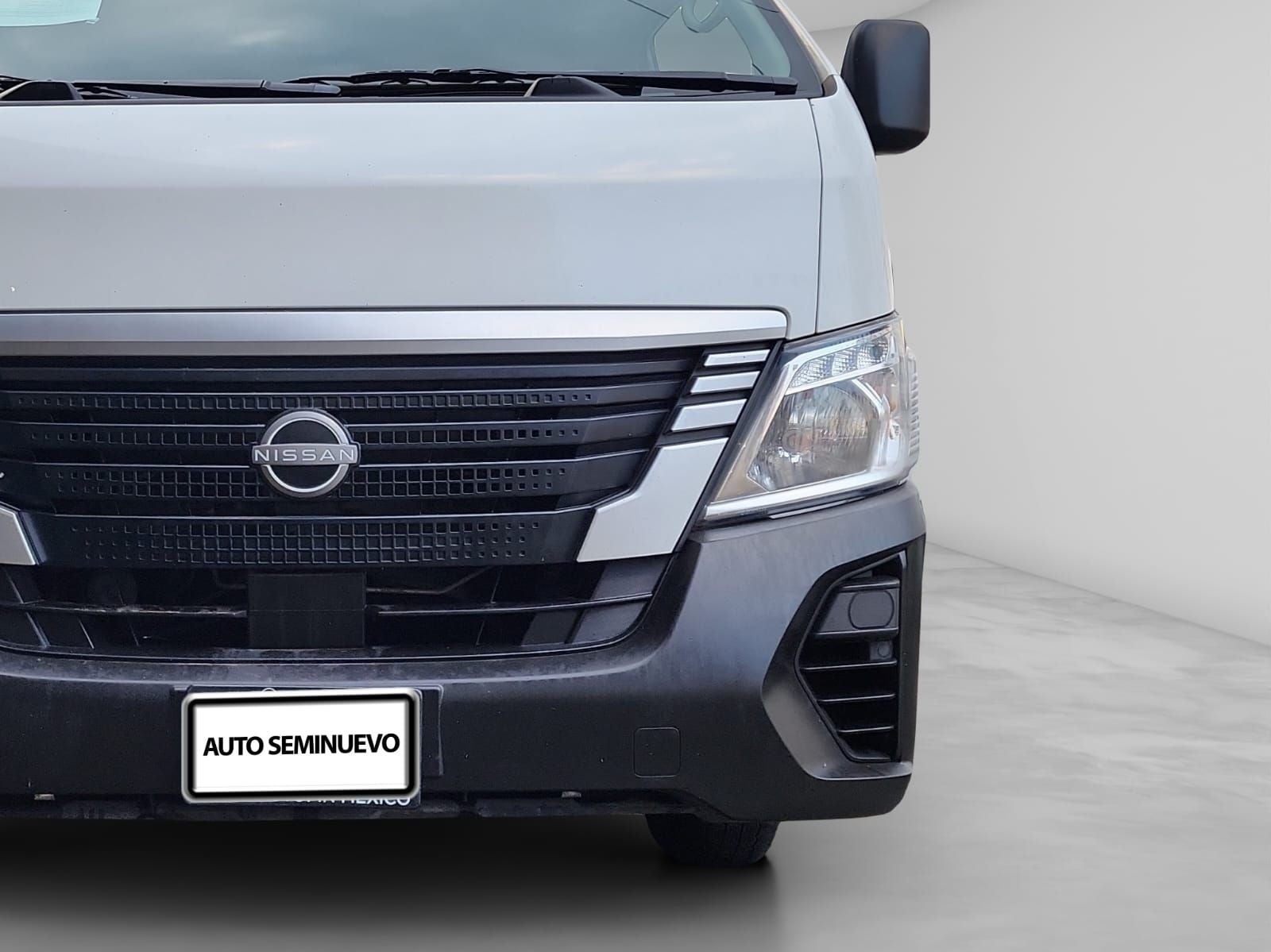 2024 Nissan Urvan 2.5 Panel Amplia AA Mt