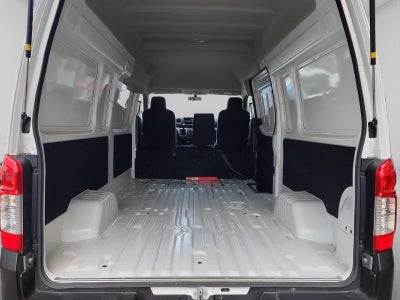 2024 Nissan Urvan 2.5 Panel Amplia AA Mt