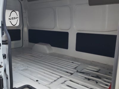 2024 Nissan Urvan 2.5 Panel Amplia AA Mt