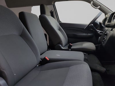 2024 Nissan Urvan 2.5 Panel Amplia AA Mt