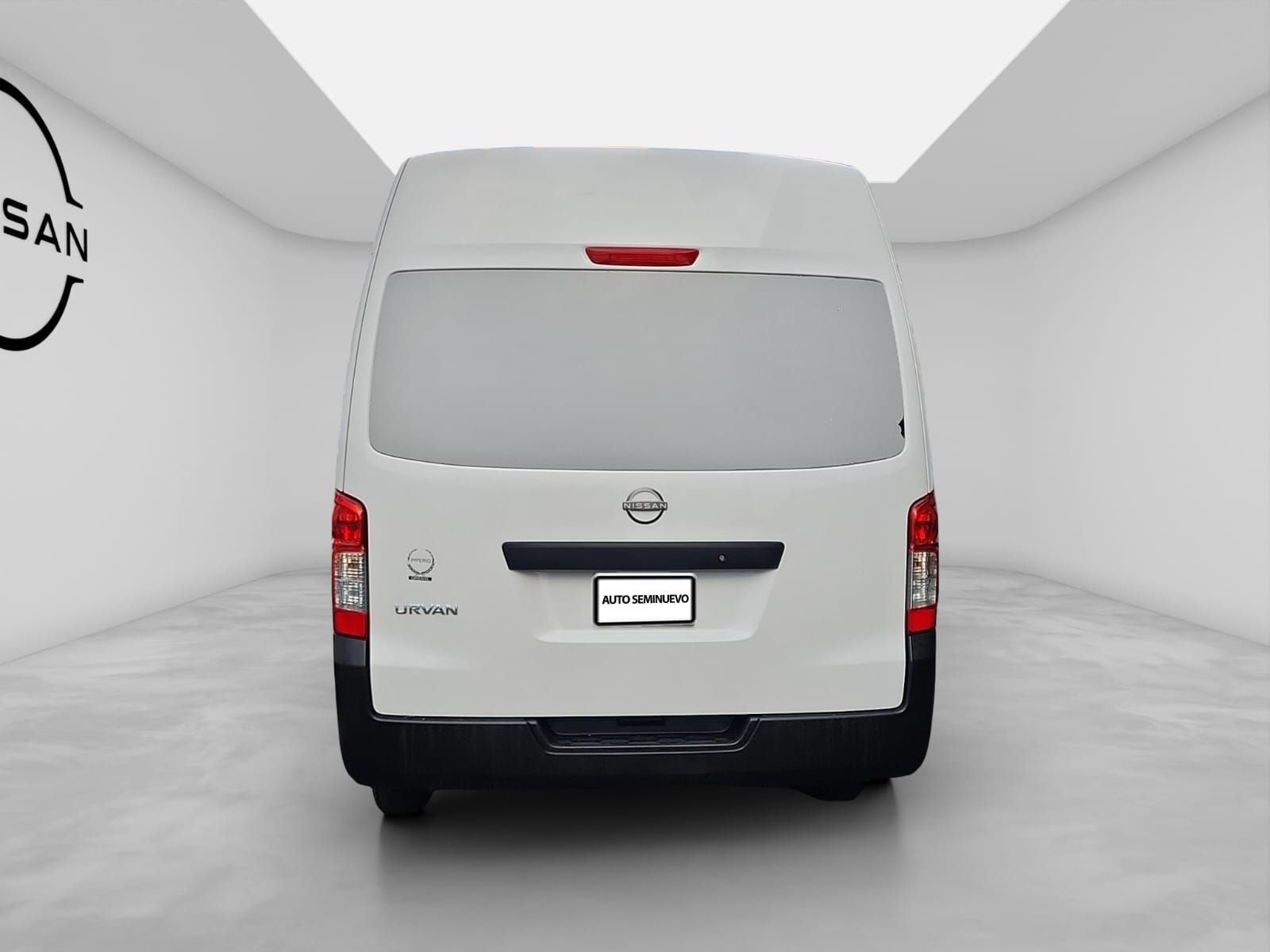 2024 Nissan Urvan 2.5 Panel Amplia AA Mt
