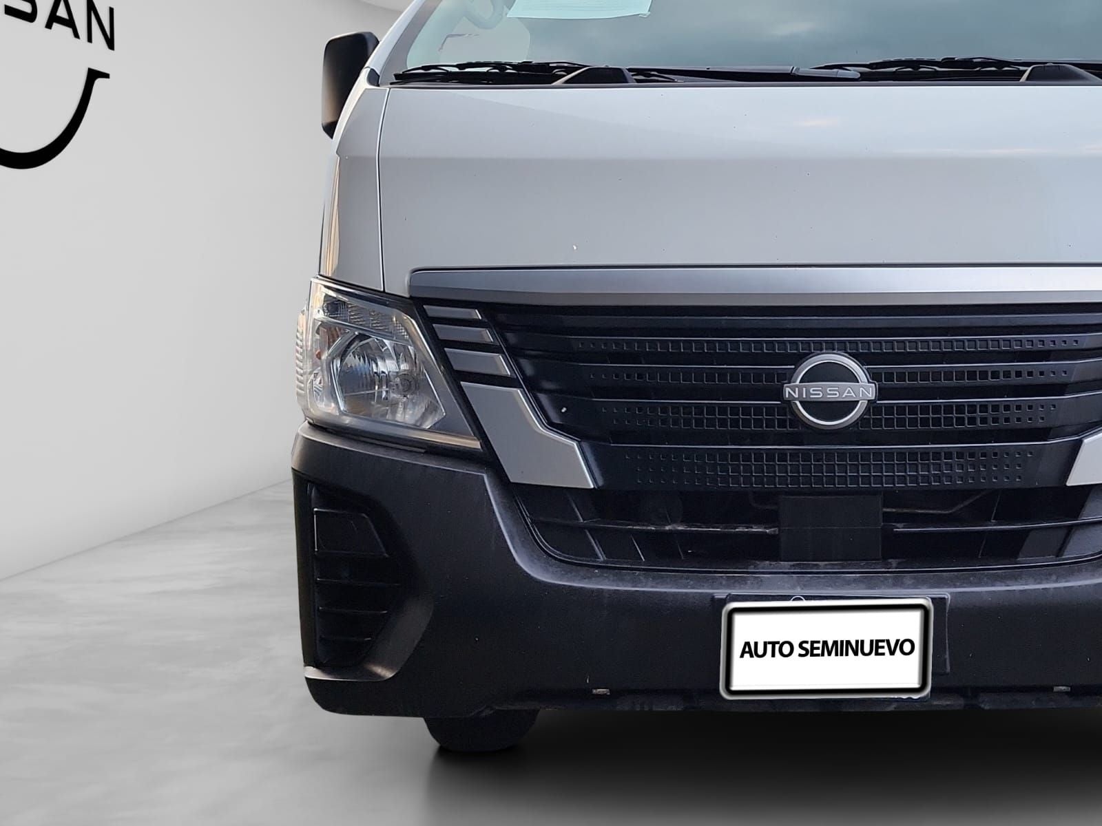2024 Nissan Urvan 2.5 Panel Amplia AA Mt