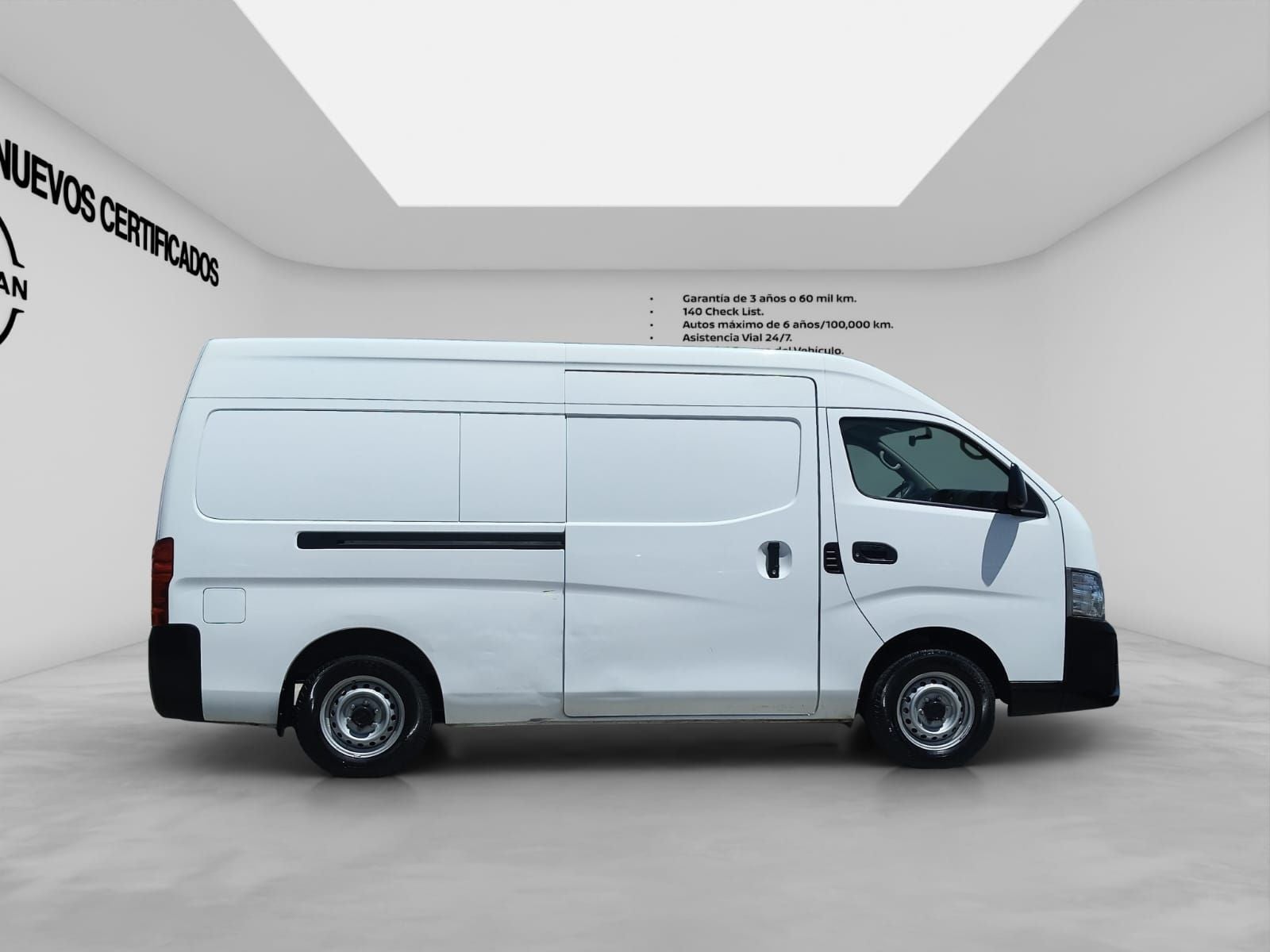2024 Nissan Urvan 2.5 Panel Amplia AA Mt