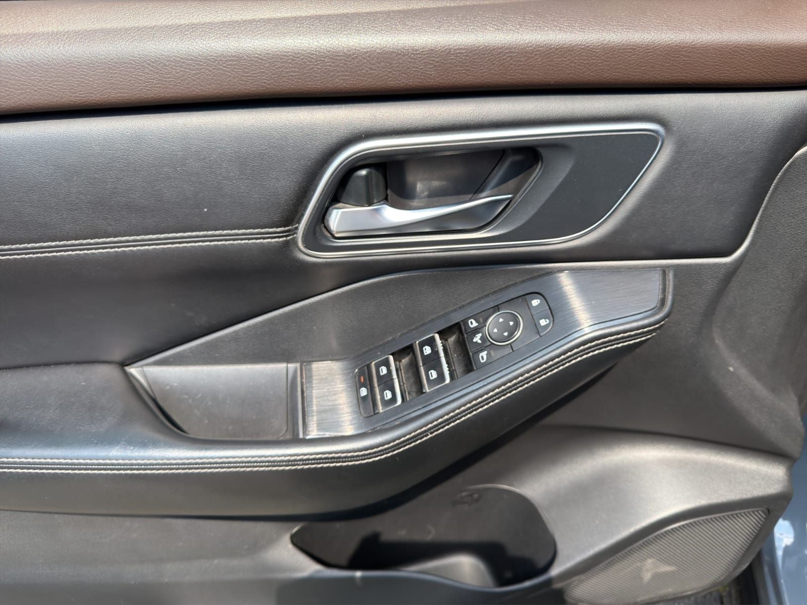 2023 Nissan X-Trail 2.5 Platinum 3 Filas At