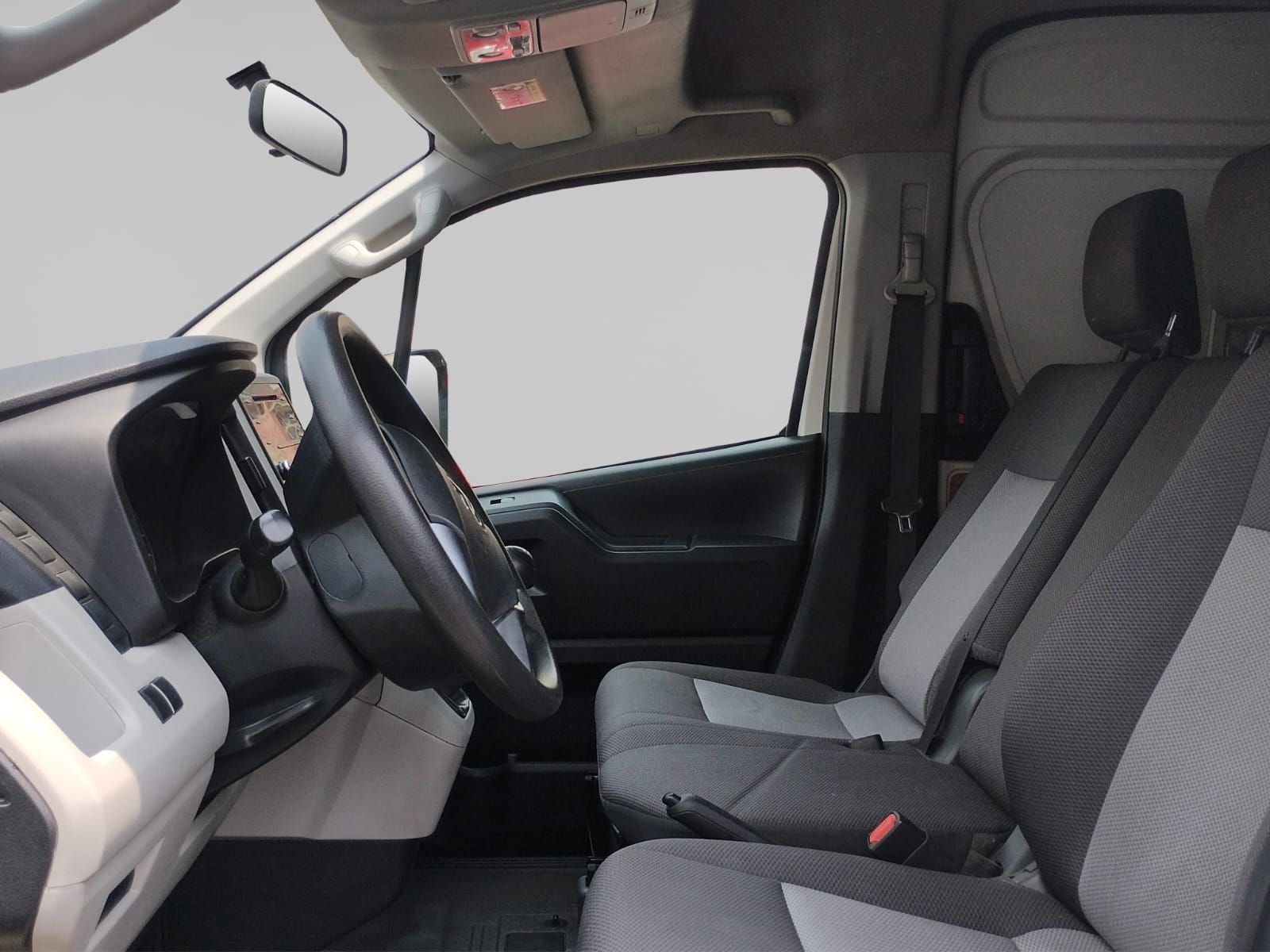 2023 Toyota Hiace 3.5 Super Larga Ventanas Mt