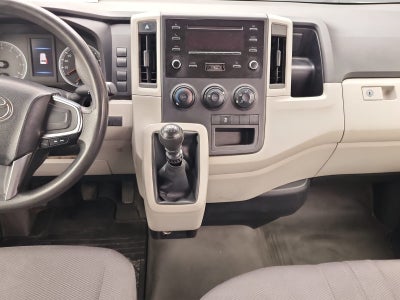 2023 Toyota Hiace 3.5 Super Larga Ventanas Mt