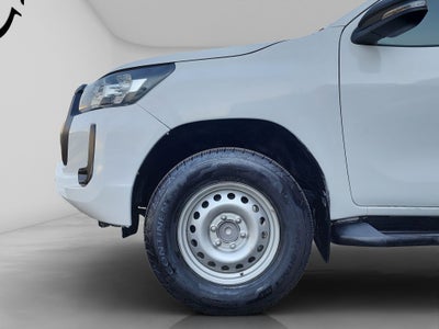 2022 Toyota Hilux 2.7 SR Doble Cabina Mt