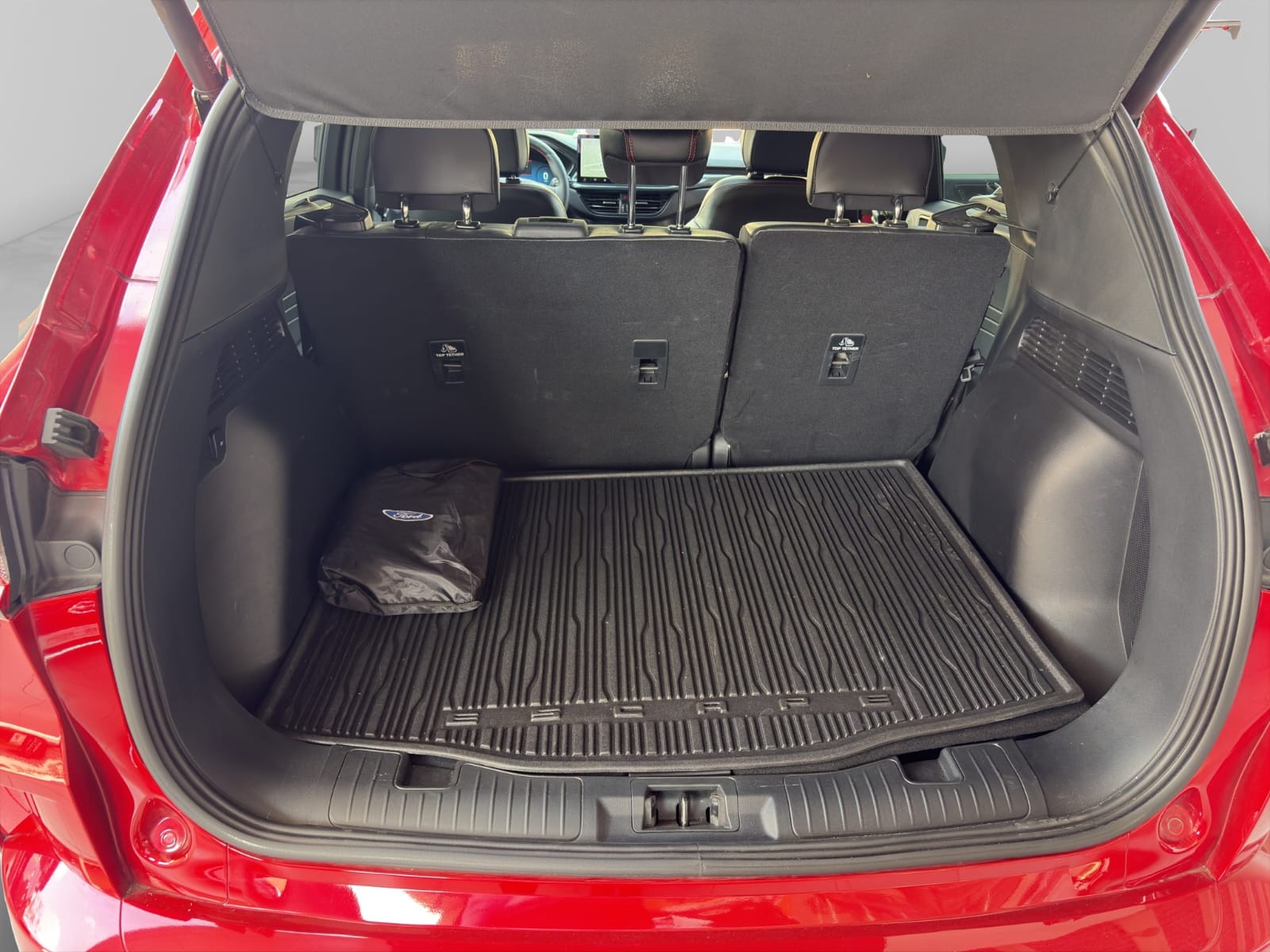 2024 Ford Escape 2.5 St-Line Select Hev