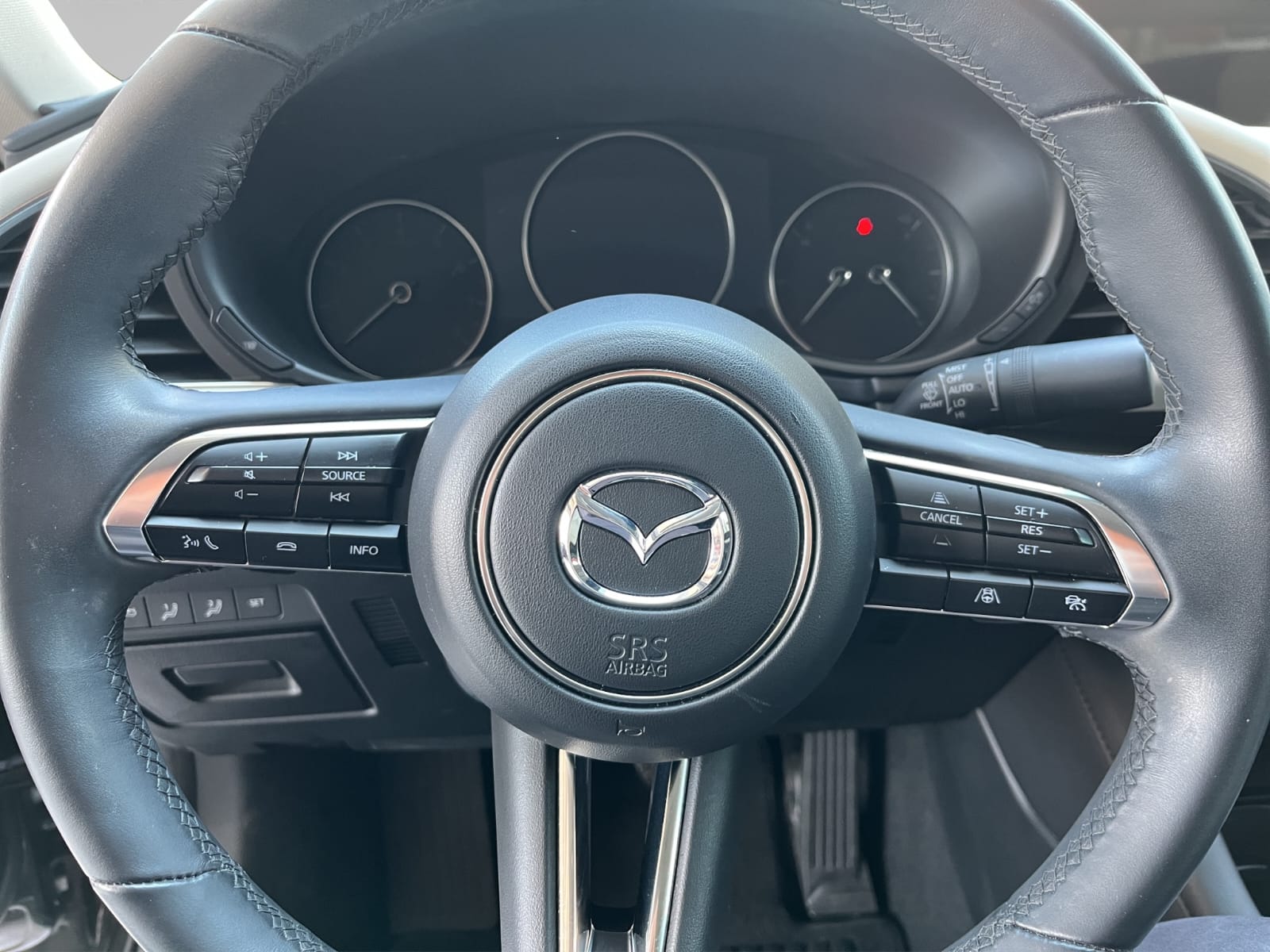 2025 Mazda Mazda 3 2.5 Signature Hb At