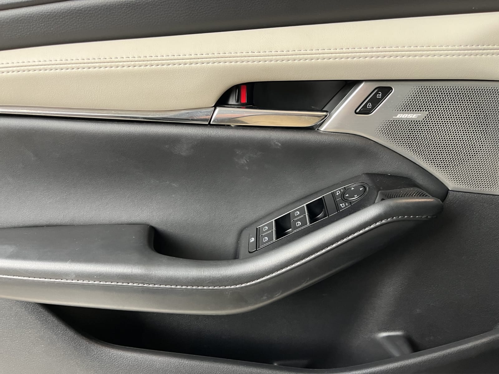 2025 Mazda Mazda 3 2.5 Signature Hb At