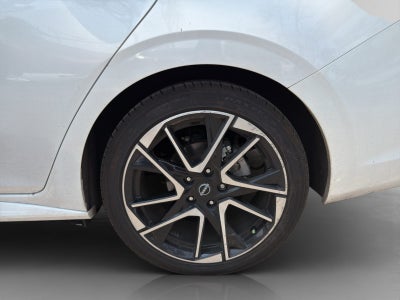 2025 Nissan Sentra 2.0 SR Platinum At