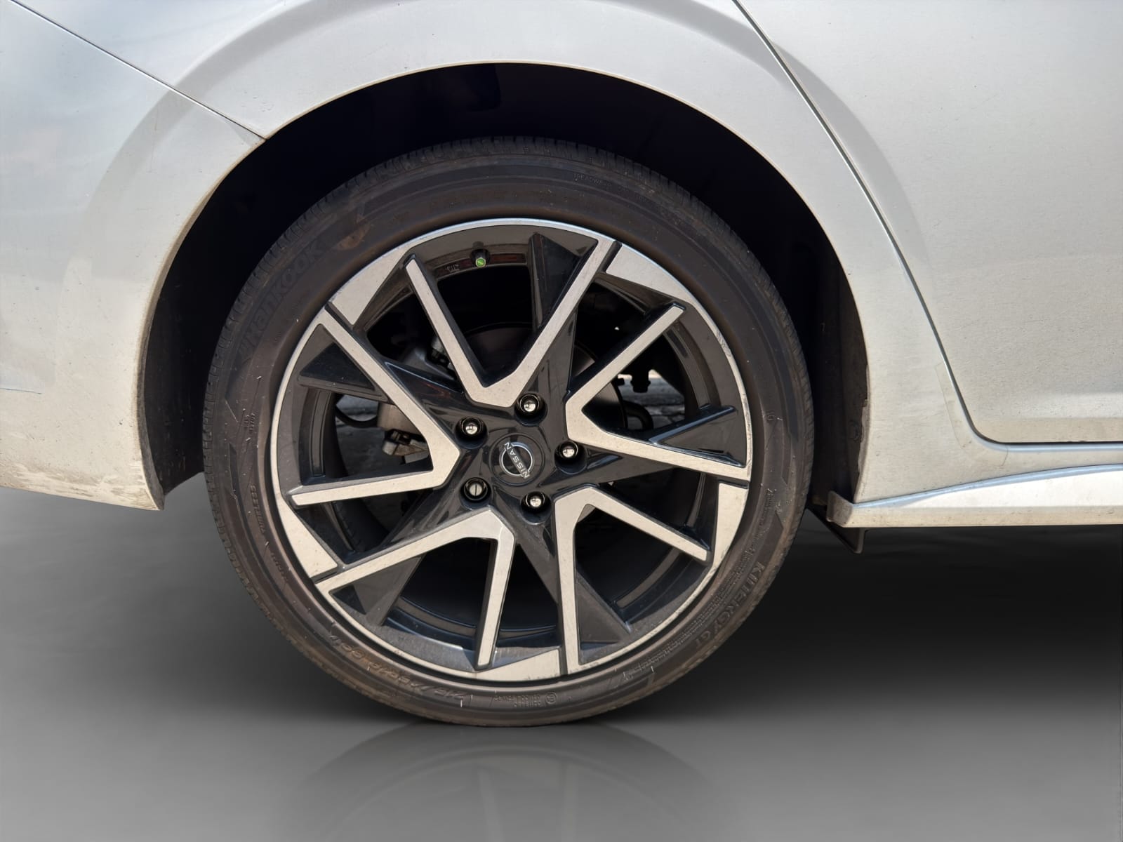 2025 Nissan Sentra 2.0 SR Platinum At