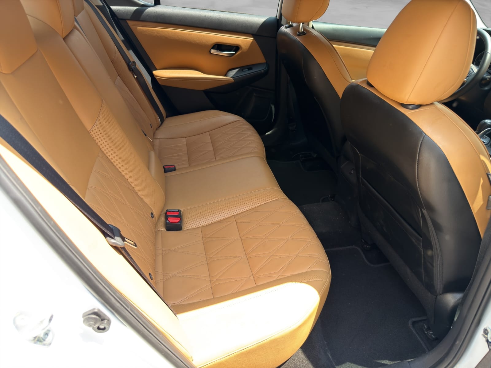 2025 Nissan Sentra 2.0 SR Platinum At