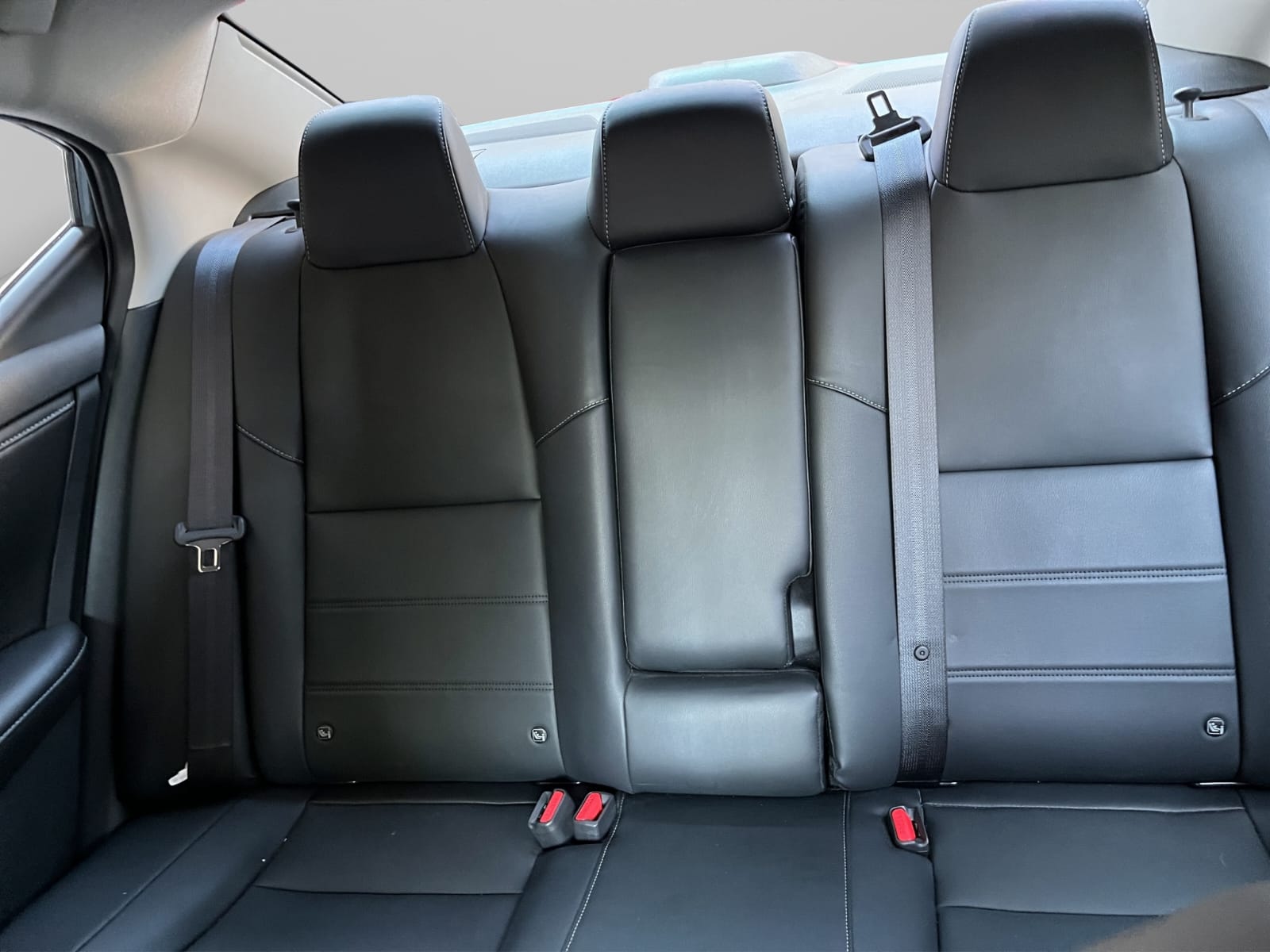 2025 Nissan Sentra 2.0 SR Platinum At