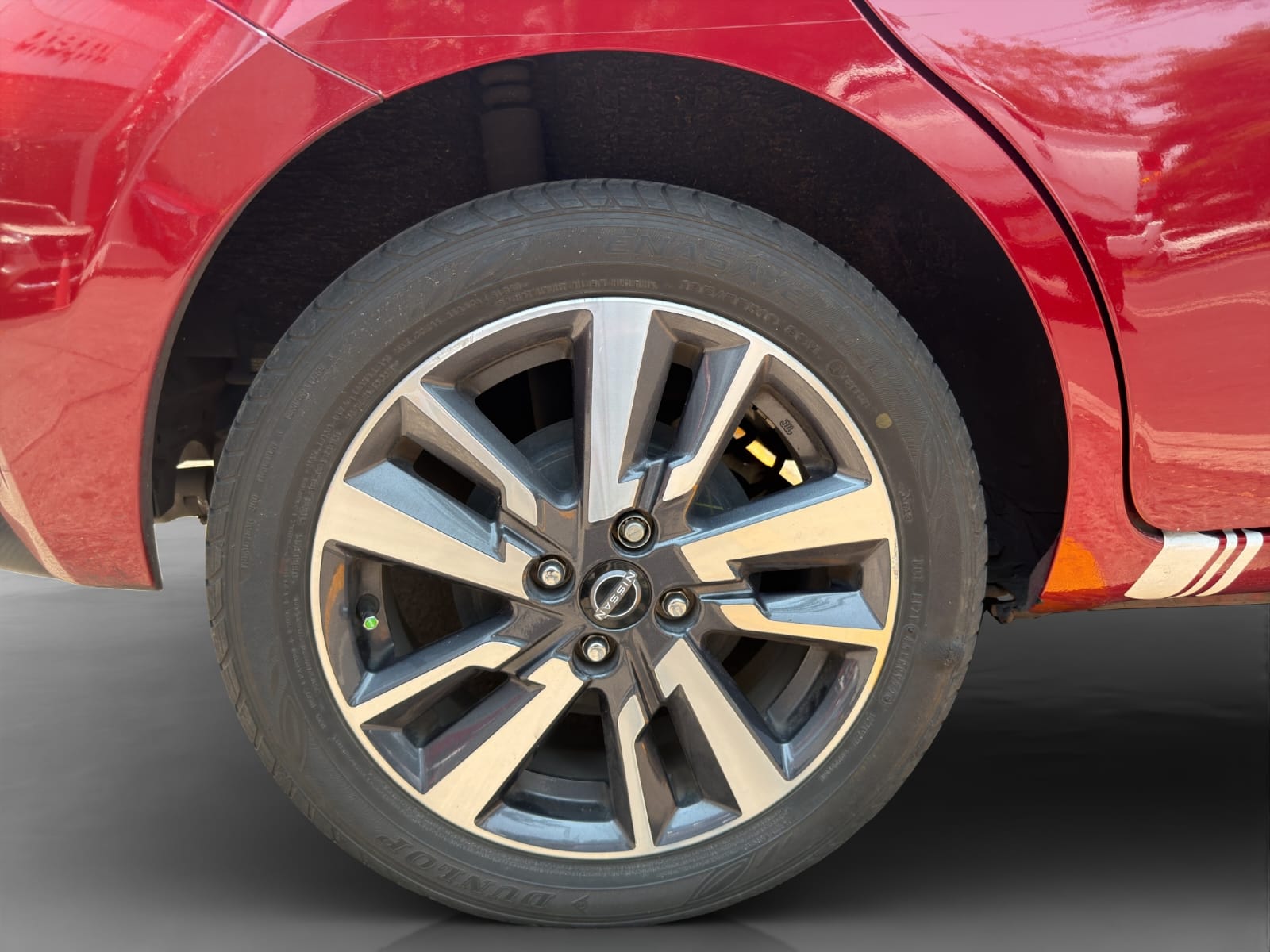 2023 Nissan March 1.6 Exclusive Bitono Mt