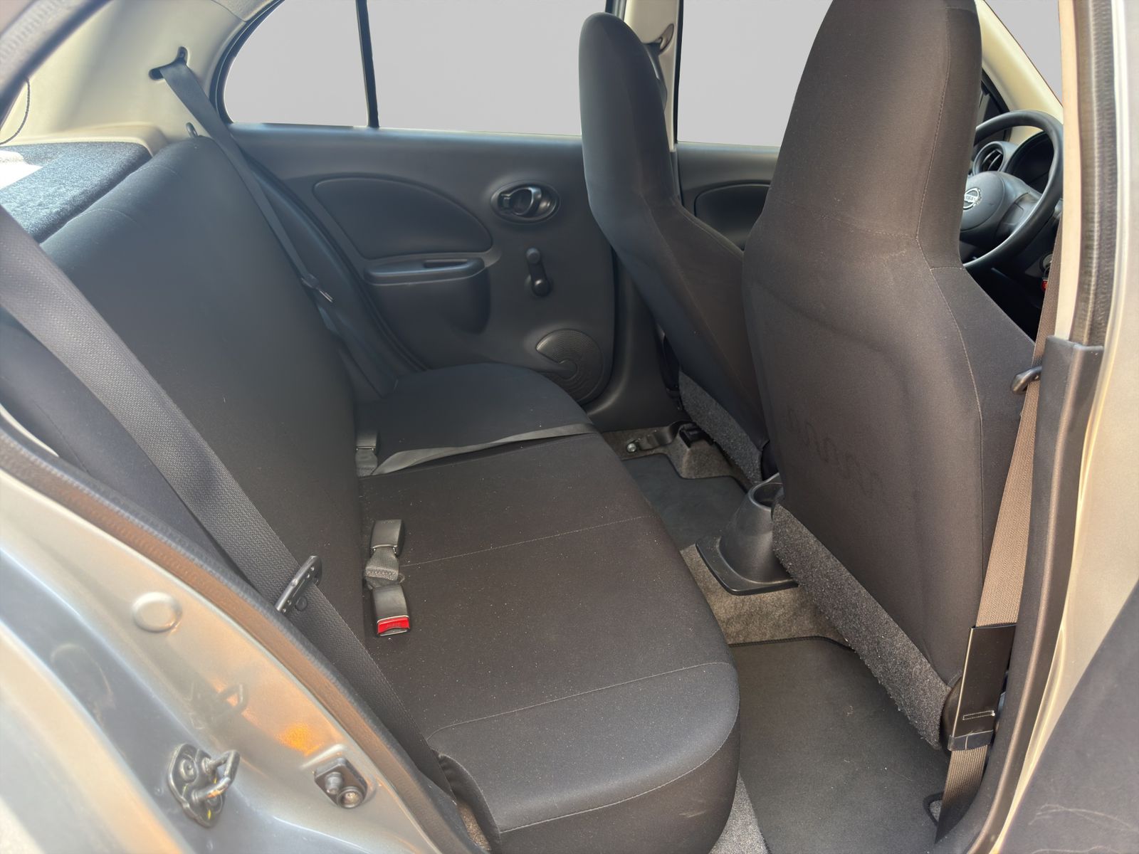2015 Nissan March 1.6 Active Ac Mt