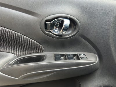 2017 Nissan Versa 1.6 Advance Mt