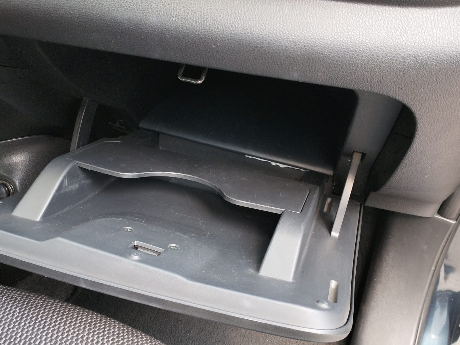 2017 Nissan Versa 1.6 Advance Mt