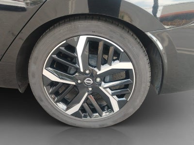 2024 Nissan Versa 1.6 SR At