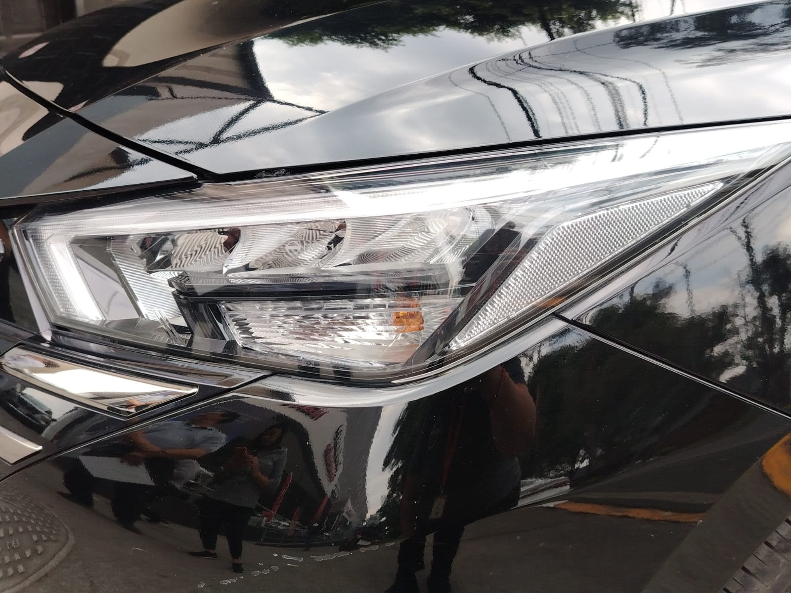 2024 Nissan Versa 1.6 SR At