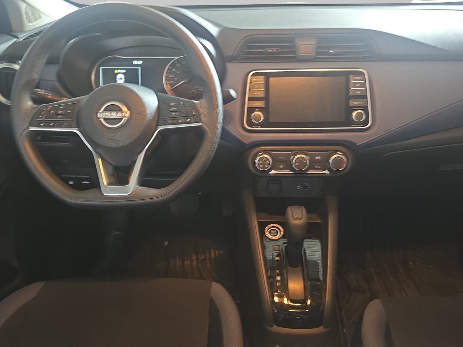 2024 Nissan Versa 1.6 Advance At