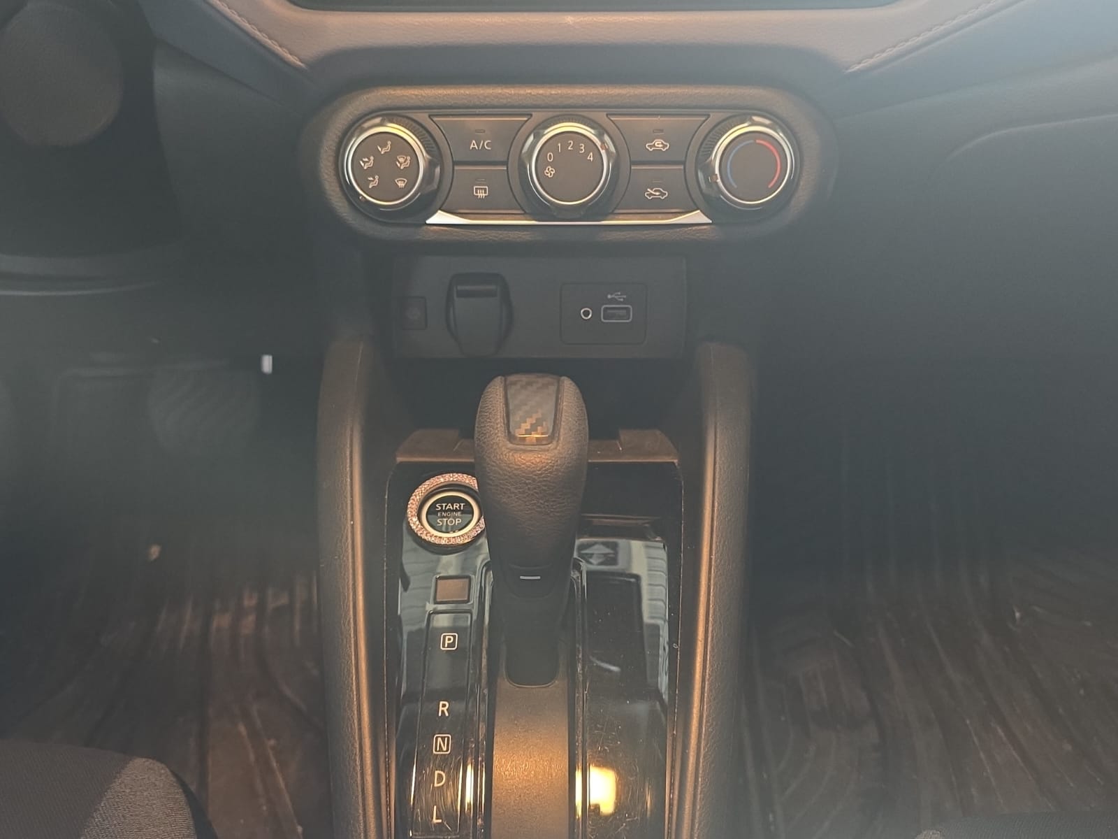 2024 Nissan Versa 1.6 Advance At