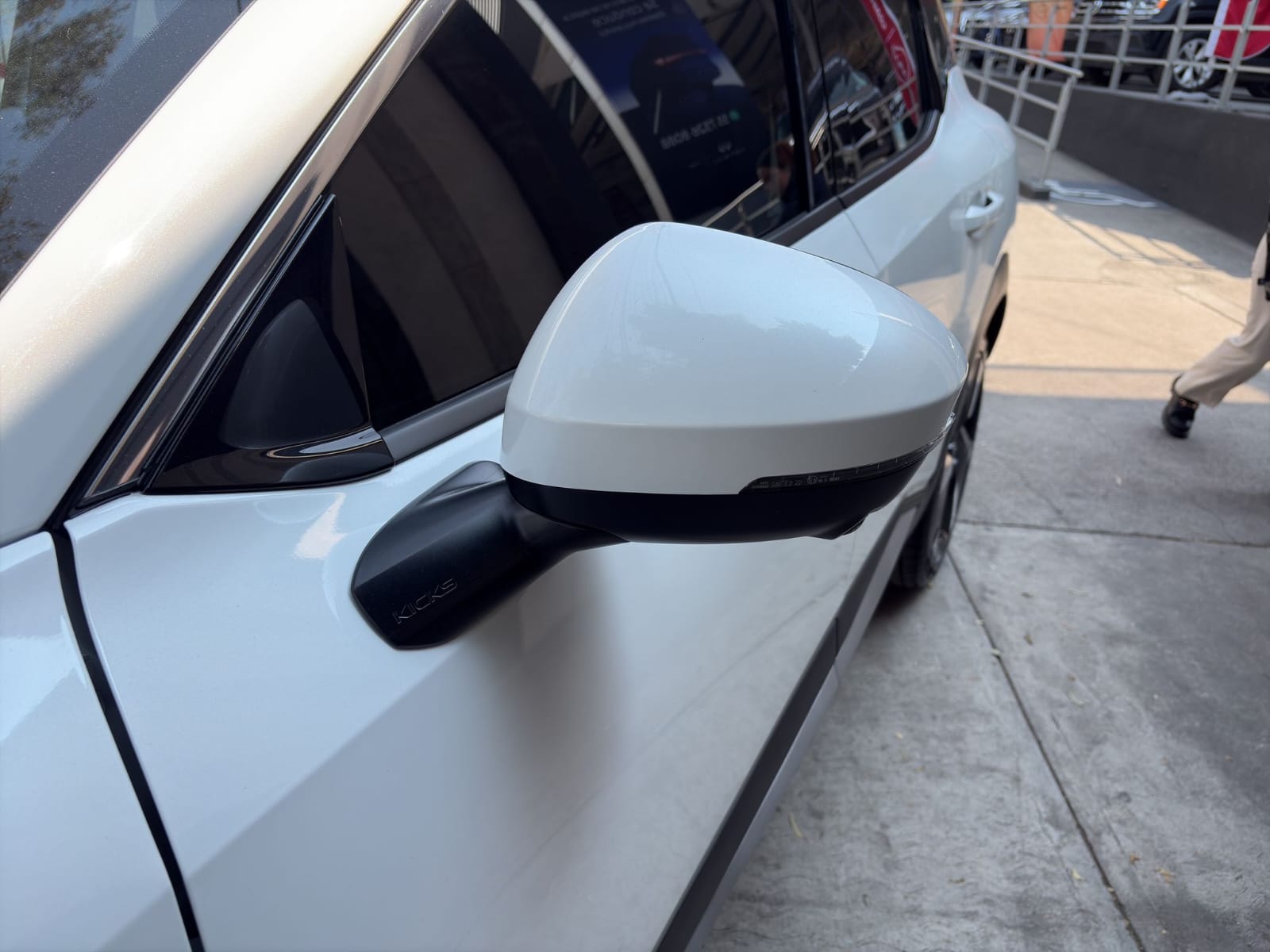 2025 Nissan Kicks 2.0 Exclusive At