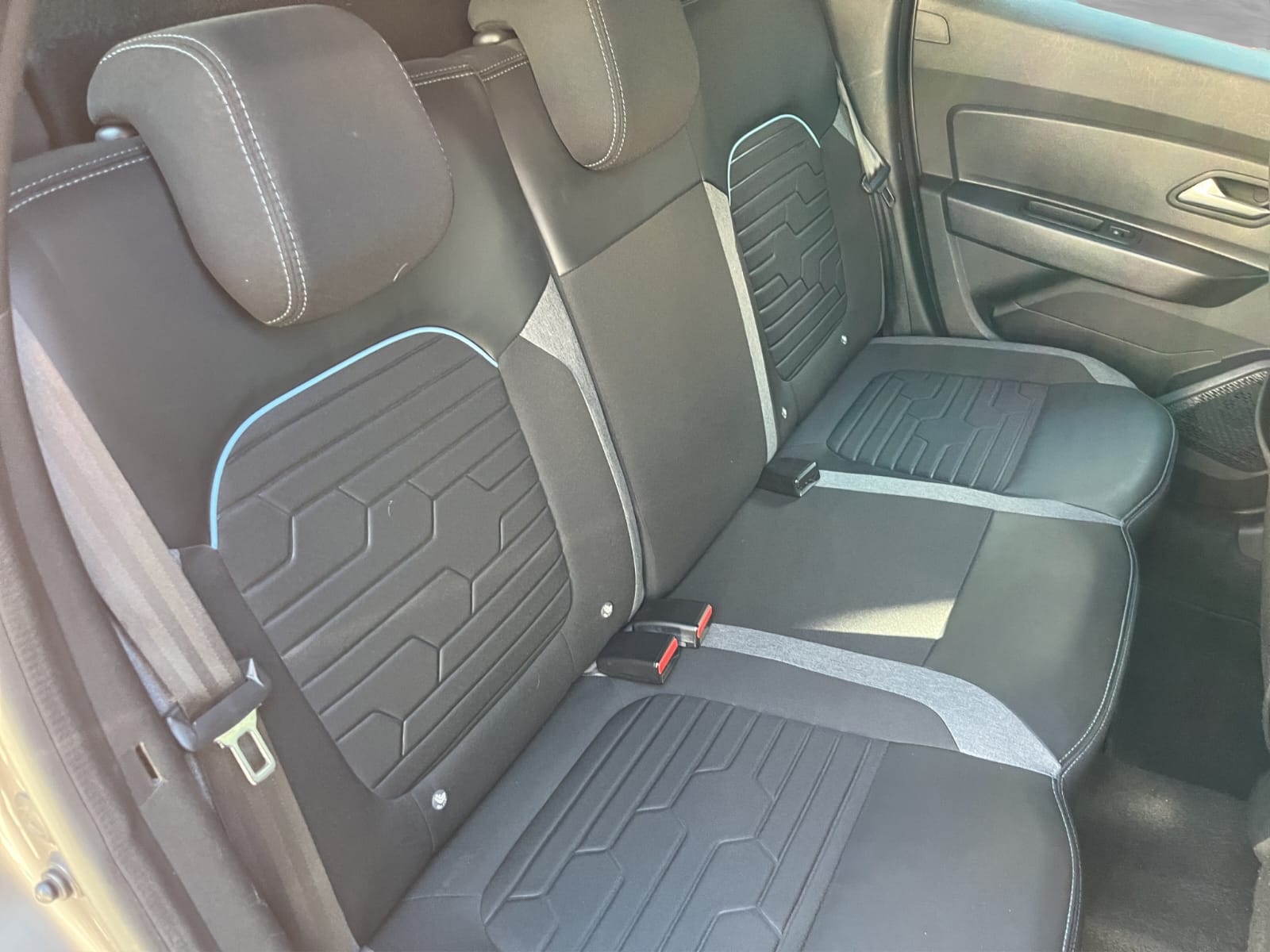 2023 Renault Duster 1.3 Iconic At