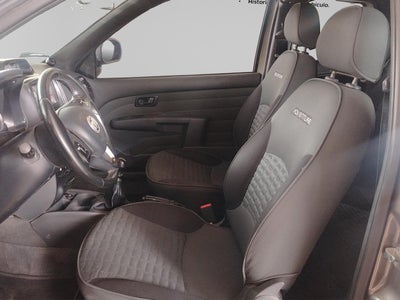 2020 Chrysler 200 CLUB CAB