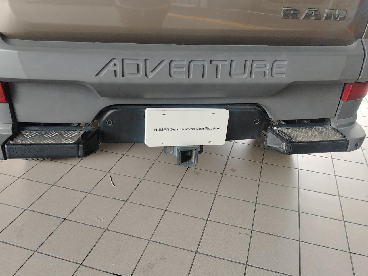 2020 Chrysler 200 CLUB CAB