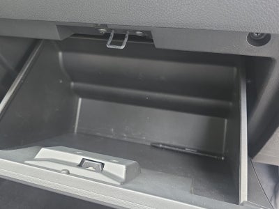 2024 Nissan Urvan 2.5 Panel Amplia AA Mt