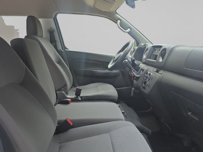 2024 Nissan Urvan 2.5 Panel Amplia AA Mt