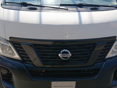 2022 Nissan Urvan 2.5 Panel Ventanas Amplia Paquete Seguridad Mt
