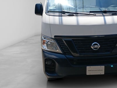 2022 Nissan Urvan 2.5 Panel Ventanas Amplia Paquete Seguridad Mt