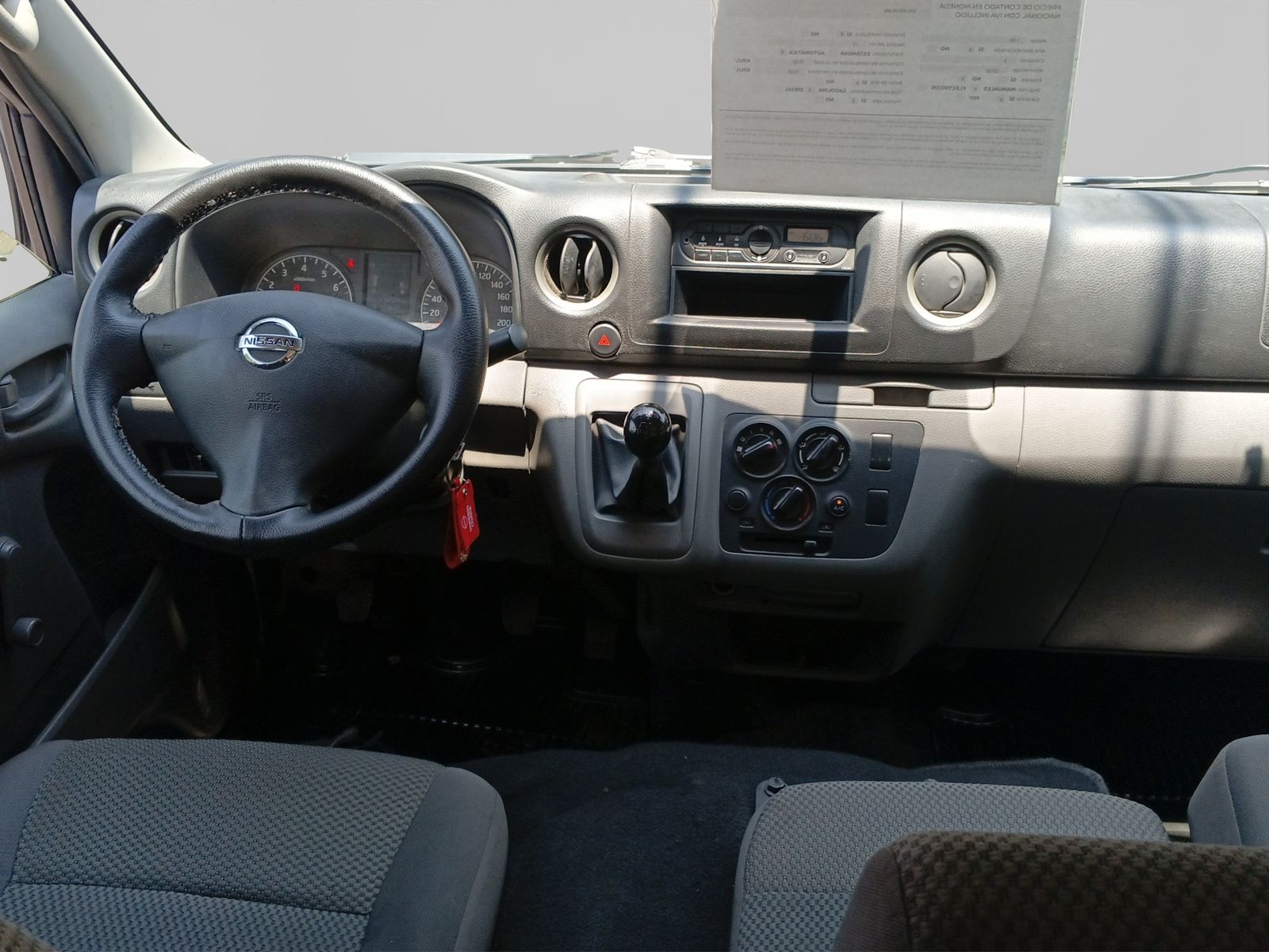 2022 Nissan Urvan 2.5 Panel Ventanas Amplia Paquete Seguridad Mt
