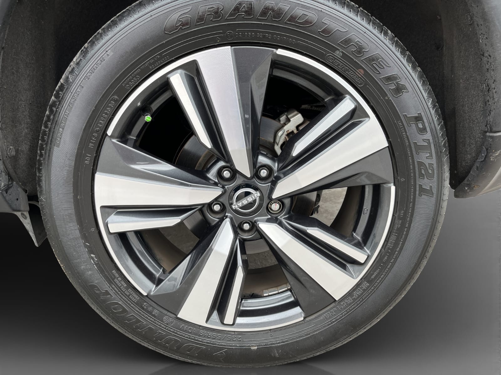 2023 Nissan X-Trail 2.5 Platinum 2 Filas At