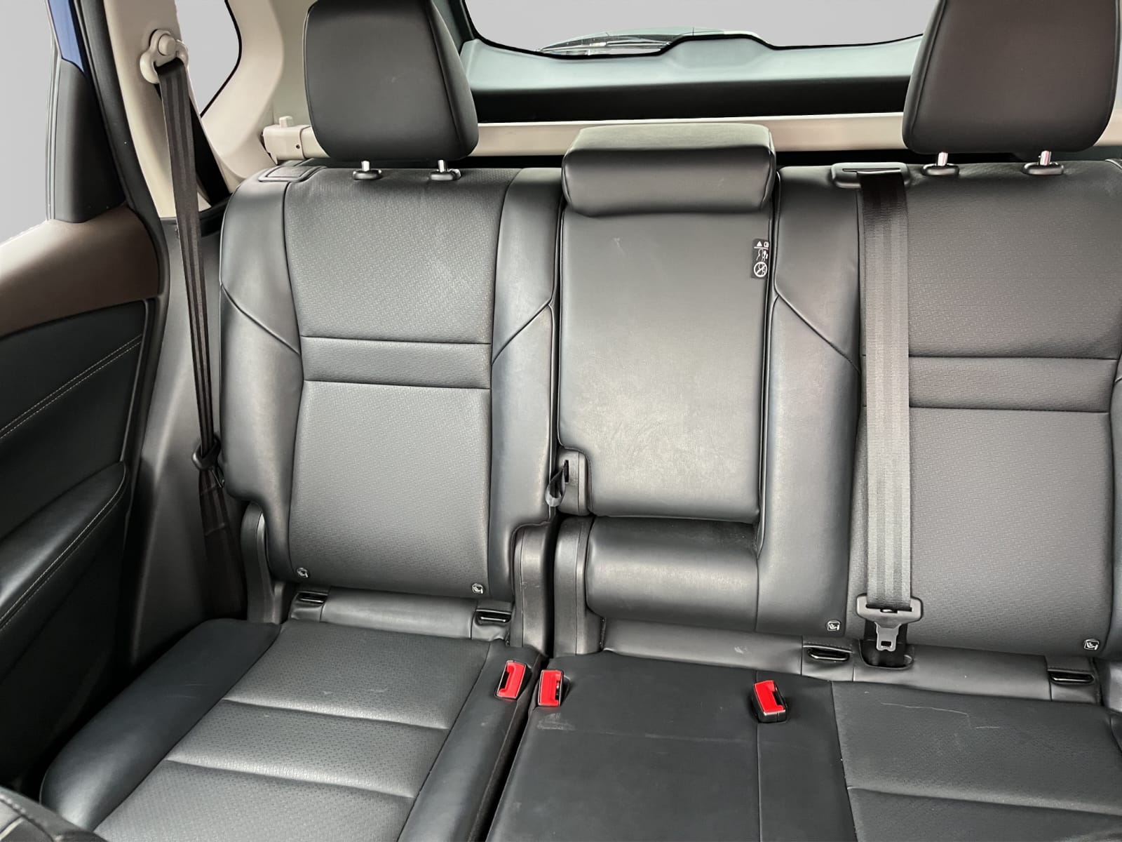 2023 Nissan X-Trail 2.5 Platinum 2 Filas At