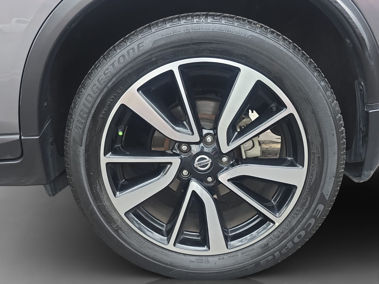 2020 Nissan X-Trail 2.5 Exclusive 2 Filas Cvt