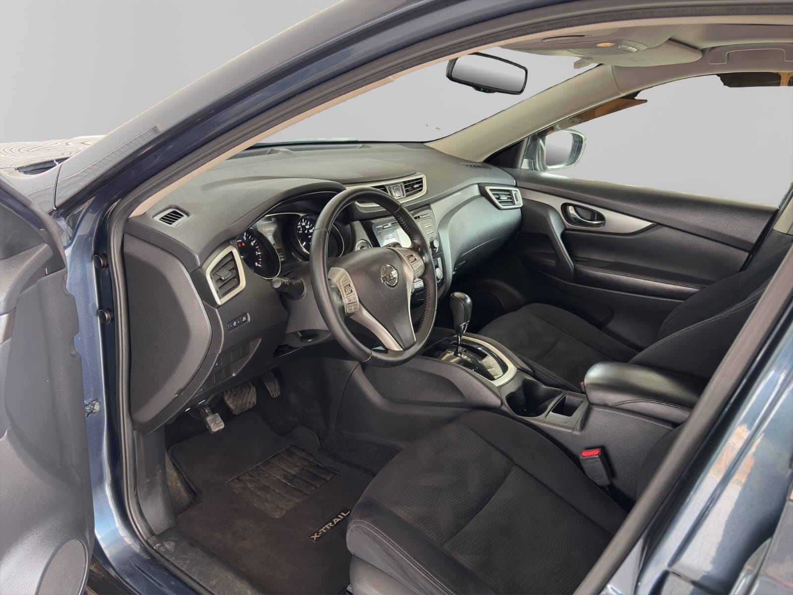 2016 Nissan X-Trail 2.5 Advance 2 Filas Cvt