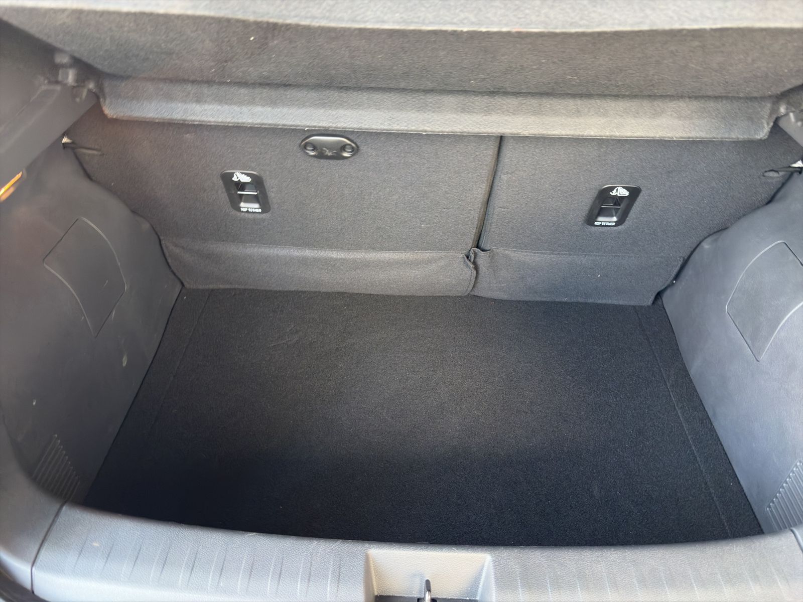 2025 Nissan Magnite 1.0 Exclusive At