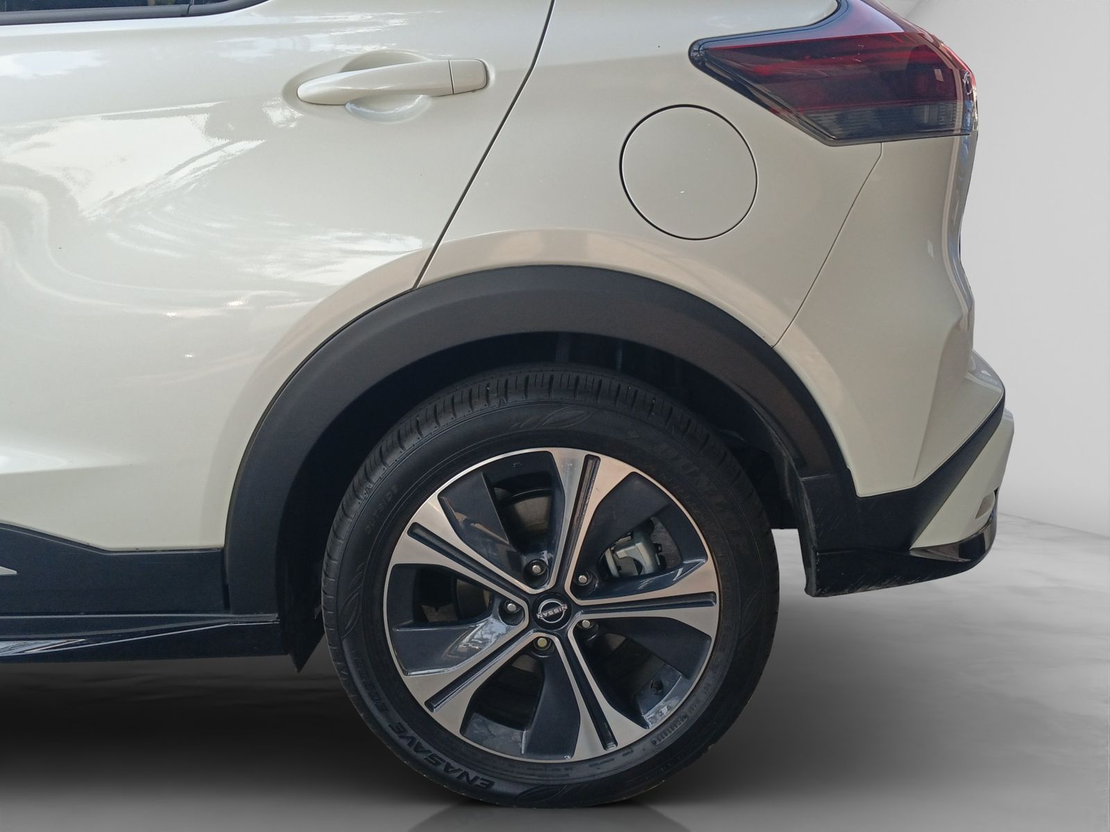 2025 Nissan Kicks E-Power Platinum At