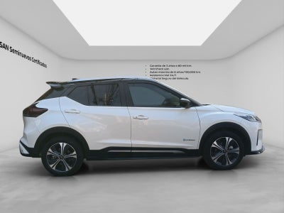 2025 Nissan Kicks E-Power Platinum At